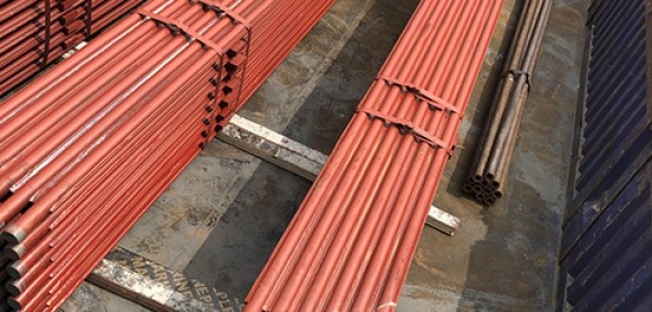 水冷壁管排\SG-1065/17.5-M733 內(nèi)螺紋管排/Φ60×7min/長(zhǎng)6000mm帶鰭片 5根/組 SA-210C