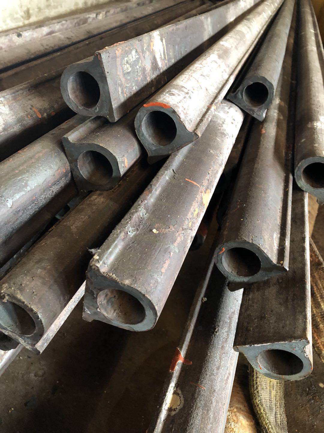 SA-182F91末級(jí)過(guò)熱器聯(lián)箱管接頭